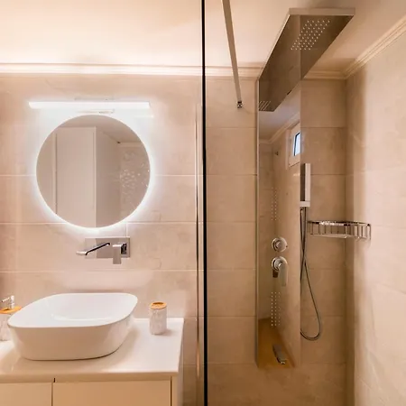 Nikargy Luxury Vakantiehuis *